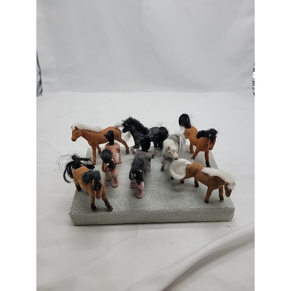 Lot of 8 Miniature Flocked Velvet Felted Toy Horses Pony Figures 3" Toys - Picture 1 of 16